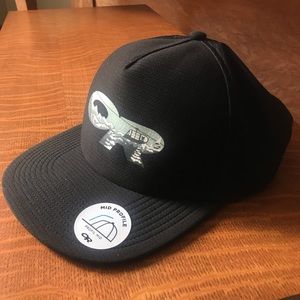 Outdoor research performance trucker BRAND NEW!